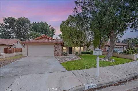 4883 Newport Ln, Riverside, CA 92504
