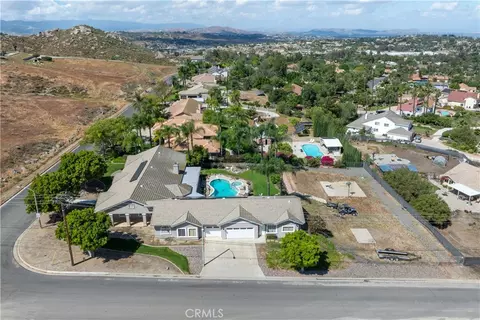 17492 Mariposa Ave, Riverside, CA 92504