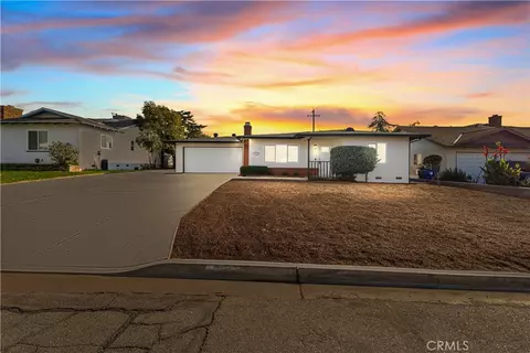35211 Elm Ln, Yucaipa, CA 92399