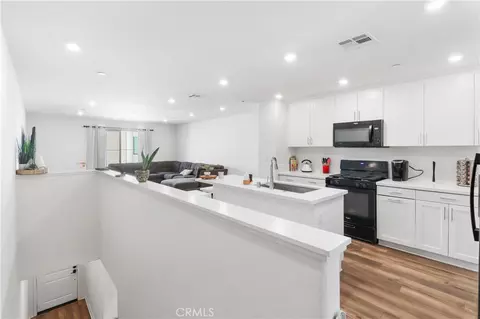 466 N Glenwood Ave #80, Rialto, CA 92376