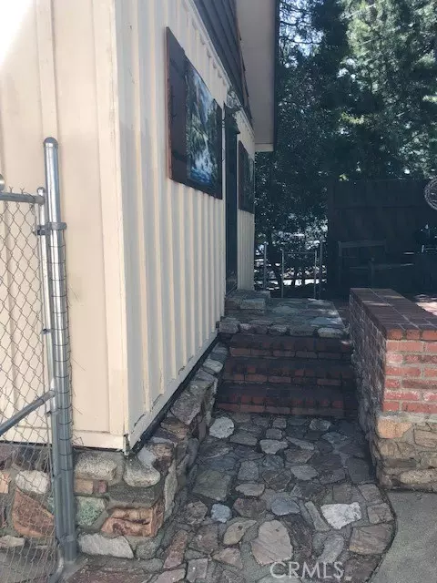 Exterior - 1055 Playground, Crestline, CA 92325 photo 7 of 22