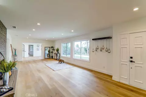 Living - 6174 Hawarden, Riverside, CA 92506 photo 2 of 5