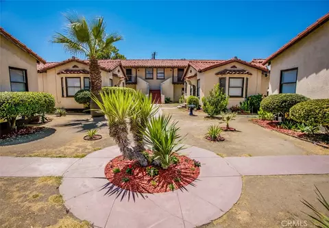 1612 1st St, Bakersfield, CA 93304
