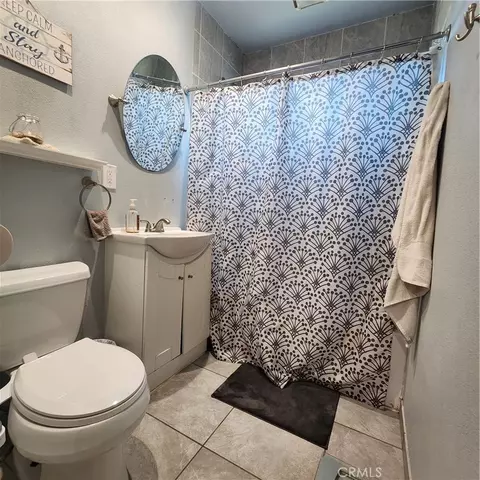 Bath - 3076 Ronald, Riverside, CA 92506 photo 1 of 3