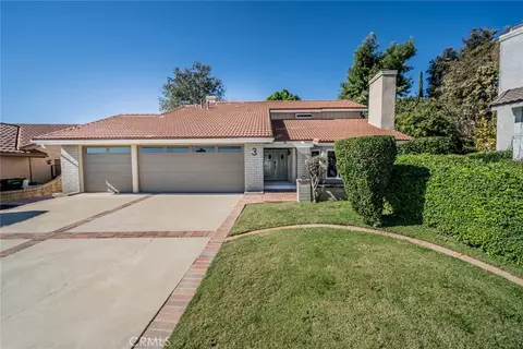 3 Wild West Cir, Phillips Ranch, CA 91766