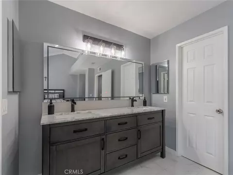 Bath - 11936 Ottawa Pl #87, Chino, CA 91710 photo 4 of 4
