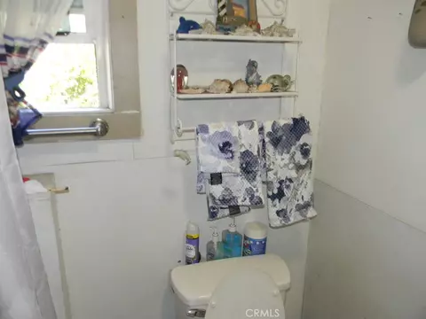 Bath - 10108 24th, Rancho Cucamonga, CA 91730 photo 2 of 3