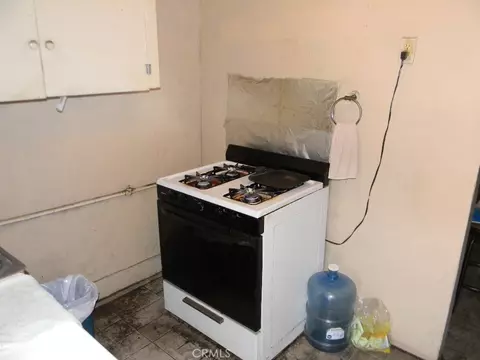 Kitchen - 10108 24th, Rancho Cucamonga, CA 91730 photo 4 of 6