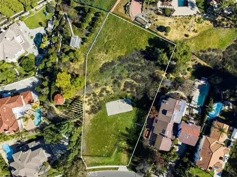835 La Solana, Redlands, CA 92373