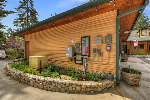 Exterior - 268 Cedarbrook, Twin Peaks, CA 92391 photo 7 of 16