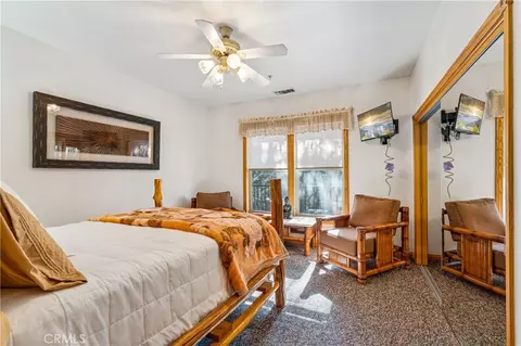 Bedroom - 268 Cedarbrook, Twin Peaks, CA 92391 photo 1 of 4
