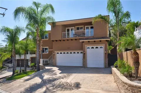 22711 Inspiration, Canyon Lake, CA 92587