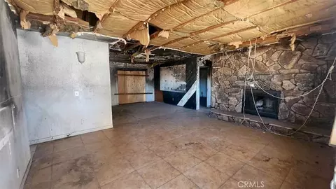 Living - 22330 Miramot Rd, Apple Valley, CA 92308 photo 1 of 2