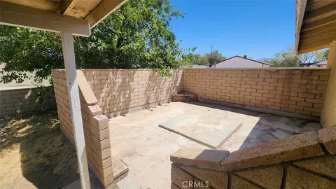 Exterior - 22330 Miramot Rd, Apple Valley, CA 92308 photo 2 of 3