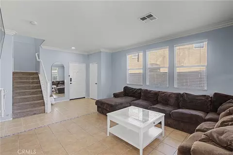 Living - 2231 Flash Ct, Perris, CA 92571 photo 2 of 3