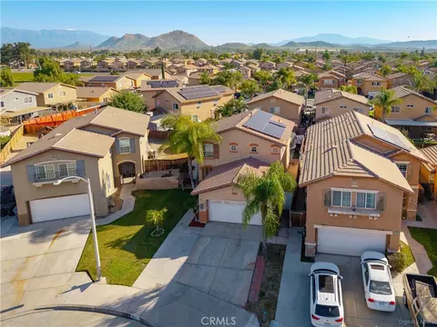 View/Area - 2231 Flash Ct, Perris, CA 92571 photo 13 of 17