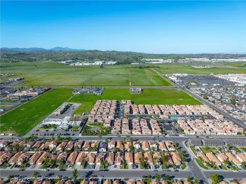 View/Area - 2231 Flash Ct, Perris, CA 92571 photo 6 of 17