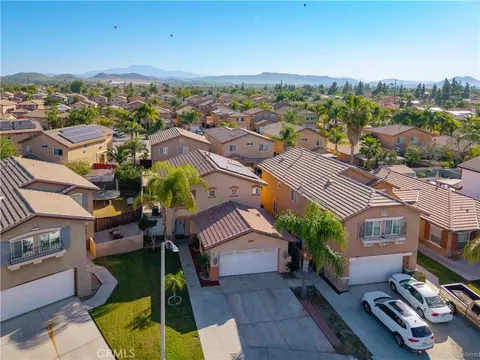 View/Area - 2231 Flash Ct, Perris, CA 92571 photo 15 of 17