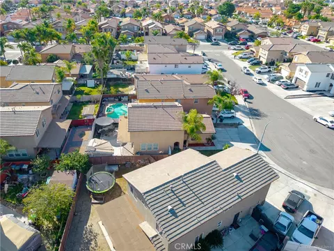 View/Area - 2231 Flash Ct, Perris, CA 92571 photo 2 of 17