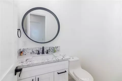 Bath - 17423 Wicker Way, Riverside, CA 92504 photo 1 of 6