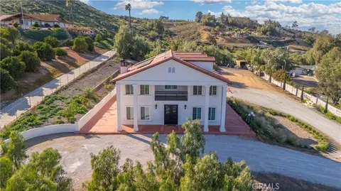17423 Wicker Way, Riverside, CA 92504