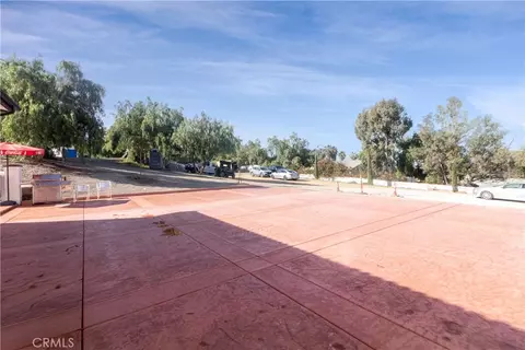 Exterior - 17423 Wicker Way, Riverside, CA 92504 photo 10 of 20