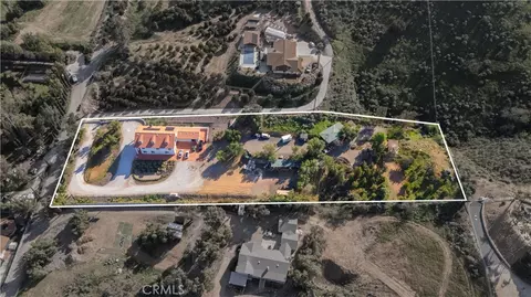 View/Area - 17423 Wicker Way, Riverside, CA 92504 photo 4 of 7