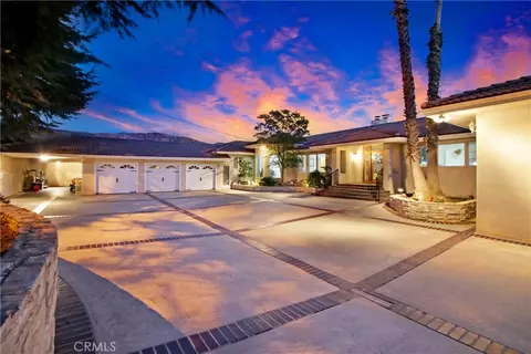 8800 Avenida Miravilla, Cherry Valley, CA 92223