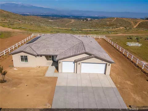 13744 Seven Hills Dr, Riverside, CA 92503