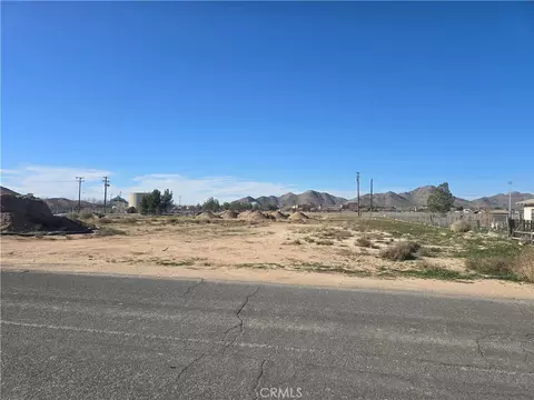 14978 Blackfoot, Apple Valley, CA 92307