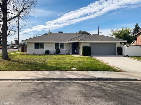2906 Miguel St, Riverside, CA 92506
