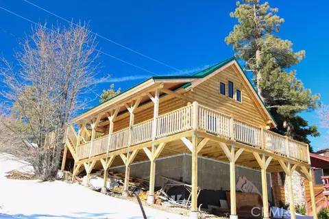 33149 Holcomb Creek Dr, Green Valley Lake, CA 92341