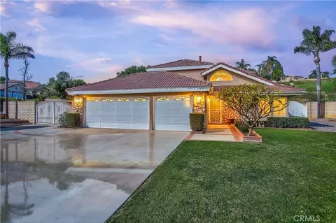 10849 Morning View Ct, Riverside, CA 92505