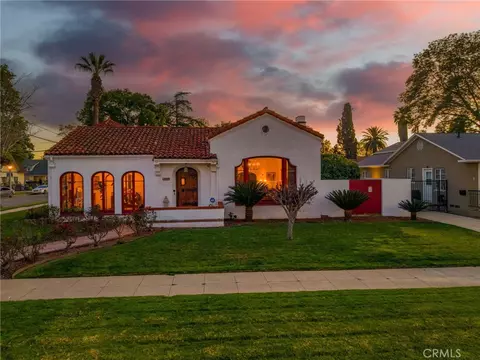 4202 University, Riverside, CA 92501