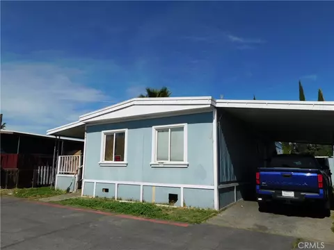 1097 N State St #557, Hemet, CA 92543