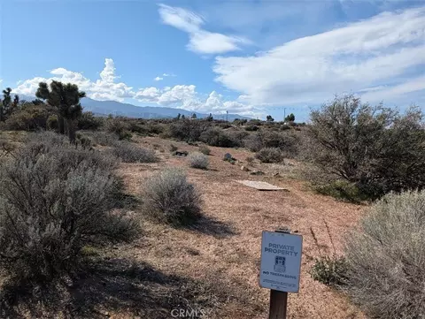 21 Atsina, Phelan, CA 92371