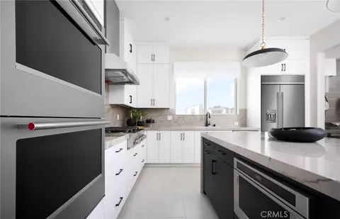 Kitchen - 764 Gadwall, Irvine, CA 92618 photo 1 of 2