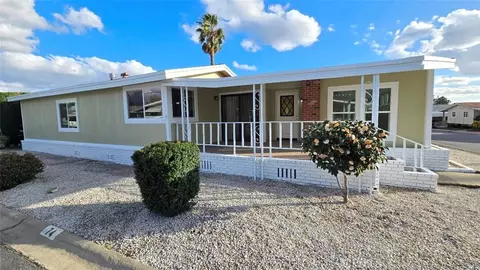 929 E Foothill Blvd #SPC 74, Upland, CA 91786