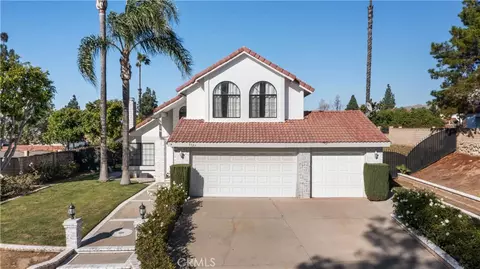 1327 Melville Dr, Riverside, CA 92506
