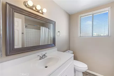 1050 Gaviota, Long Beach, CA 90813 photo 13