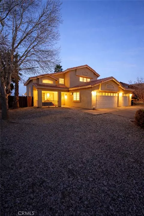 17068 Jurassic, Victorville, CA 92394