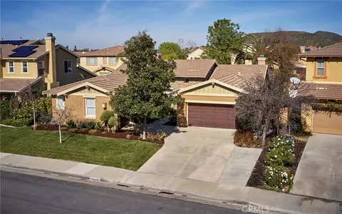 32118 Clear Spgs, Winchester, CA 92596