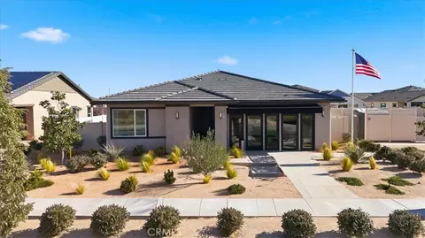 3265 E Avenue J-3 Dr, Lancaster, CA 93535