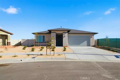 3264 E Avenue J-3, Lancaster, CA 93535