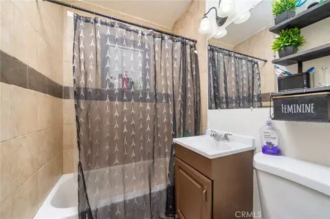 Bath - 11986 White Ave, Adelanto, CA 92301 photo 1 of 2