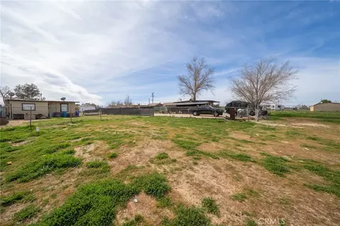 Exterior - 11986 White Ave, Adelanto, CA 92301 photo 18 of 18