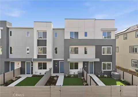 27329 Bear Creek Ln, Valencia, CA 91381