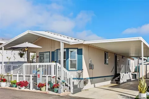 245 W Bobier Dr #33, Vista, CA 92083