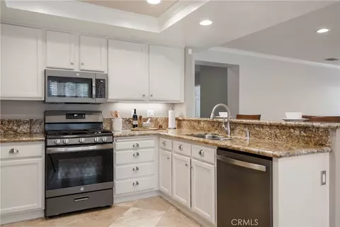 Kitchen - 7700 Westpark, Riverside, CA 92506 photo 2 of 4