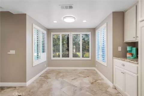 Entry Way - 7700 Westpark, Riverside, CA 92506 photo 2 of 5
